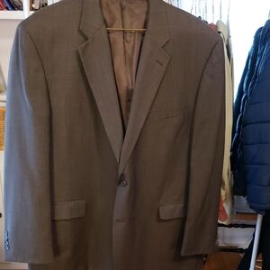 Sophisticated Men's Brown Blazer